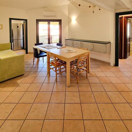Murphy Holiday Home - Residenza Aldo Moro 02 La Maddalena  Exteriér fotografie