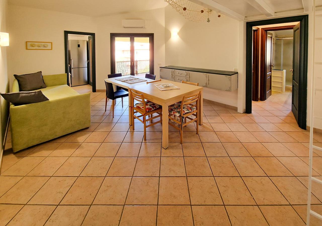 Murphy Holiday Home - Residenza Aldo Moro 02 La Maddalena  Exteriér fotografie